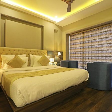 ניו דלהי The Ivy Grand Hotel In City Centre With Free Secured Parking מראה חיצוני תמונה