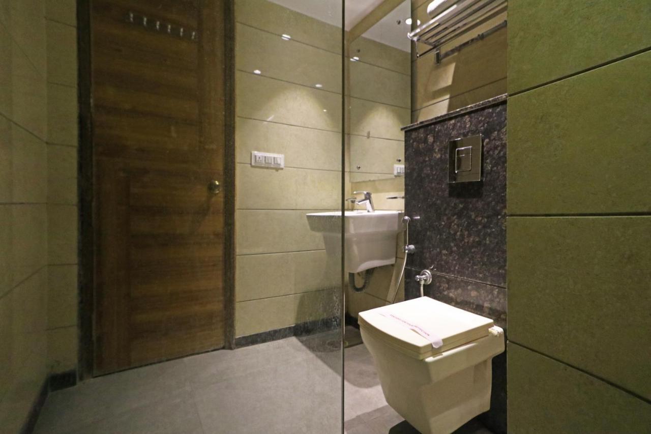 ניו דלהי The Ivy Grand Hotel In City Centre With Free Secured Parking מראה חיצוני תמונה