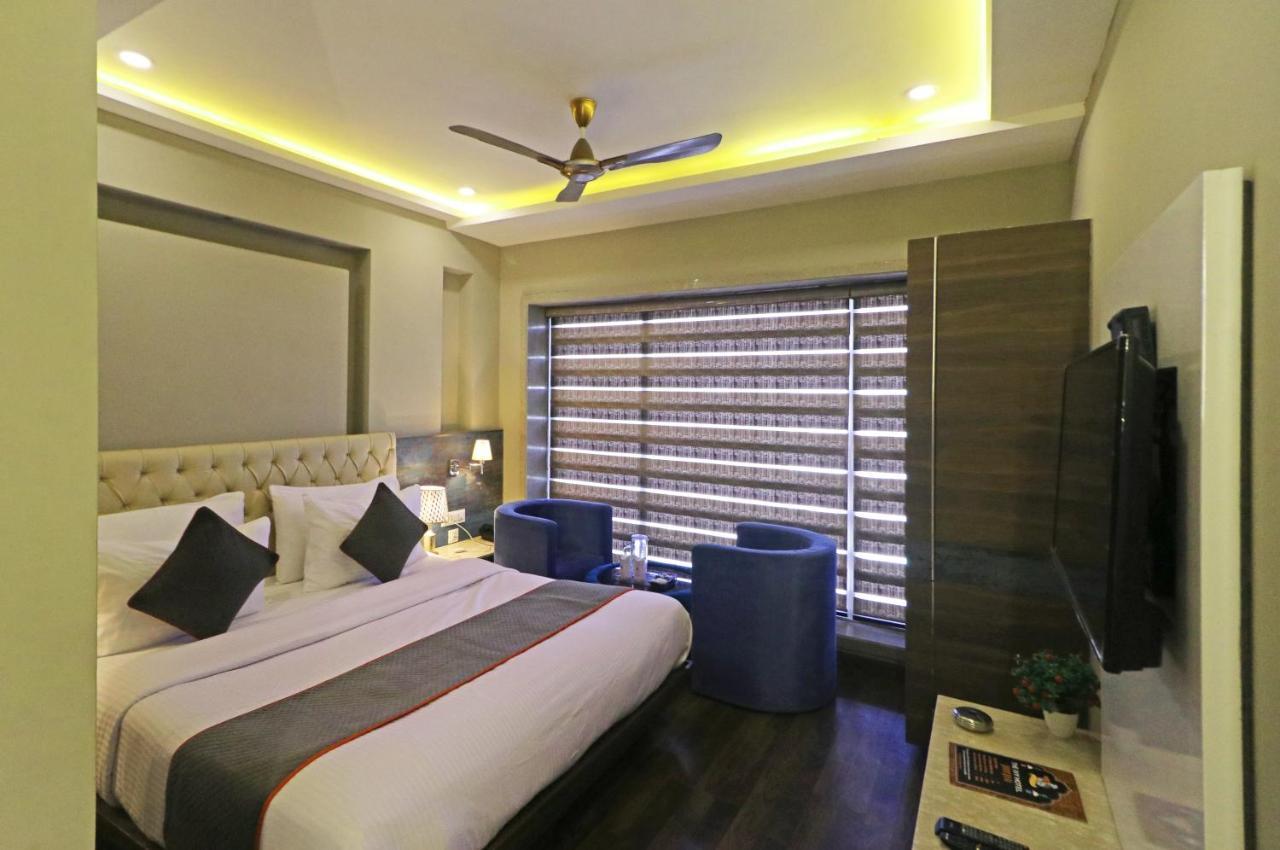 ניו דלהי The Ivy Grand Hotel In City Centre With Free Secured Parking מראה חיצוני תמונה