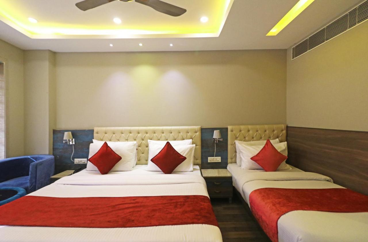 ניו דלהי The Ivy Grand Hotel In City Centre With Free Secured Parking מראה חיצוני תמונה