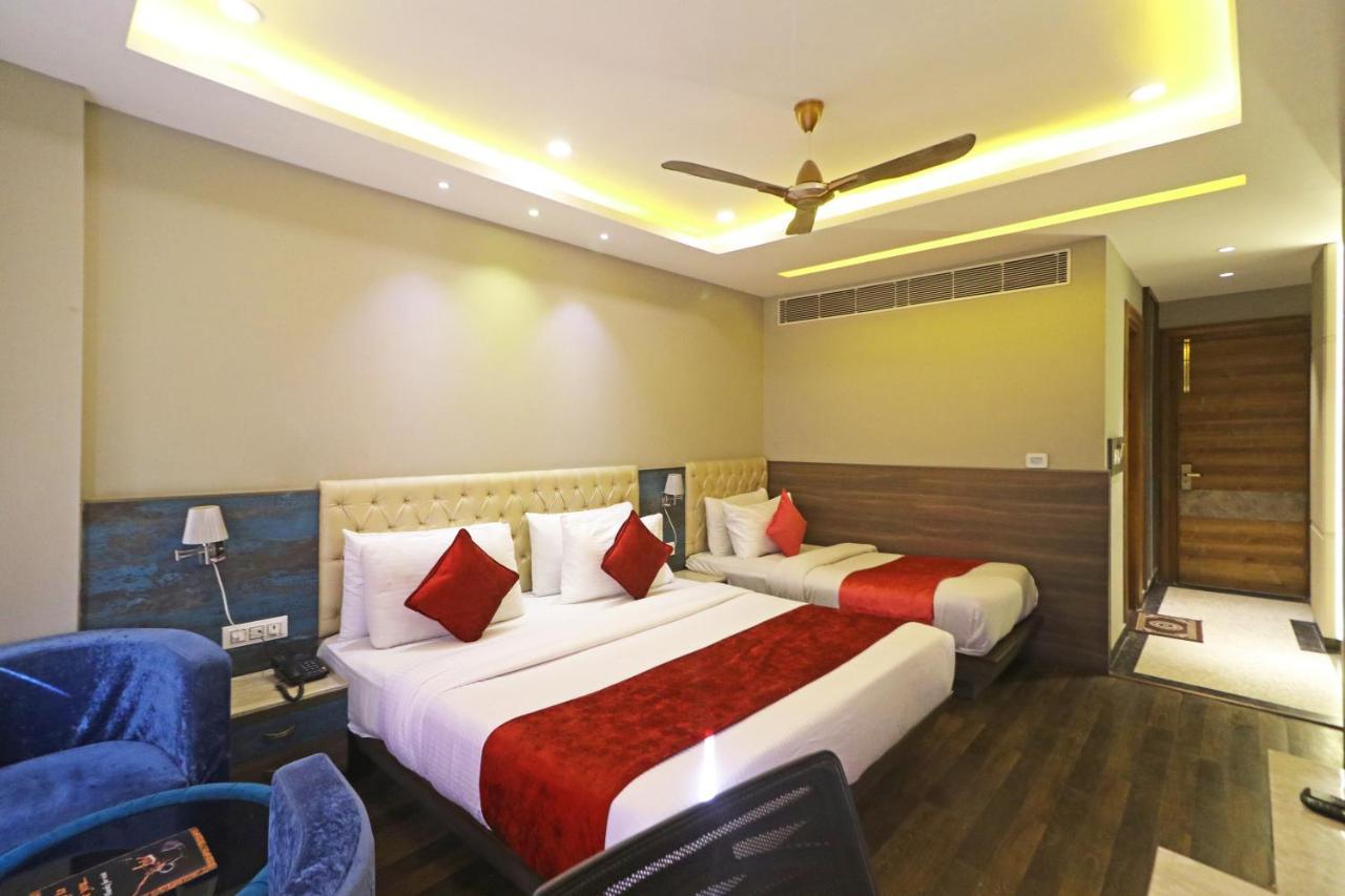 ניו דלהי The Ivy Grand Hotel In City Centre With Free Secured Parking מראה חיצוני תמונה