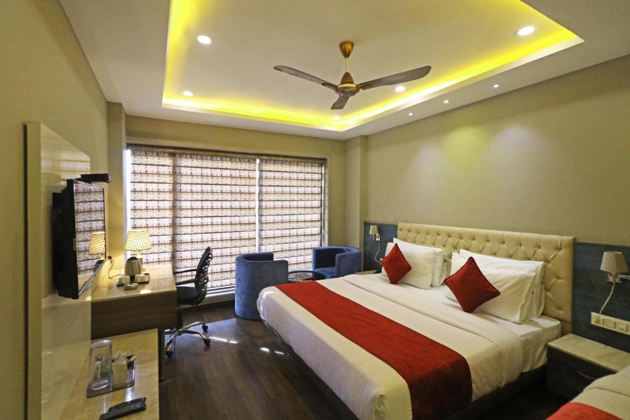 ניו דלהי The Ivy Grand Hotel In City Centre With Free Secured Parking מראה חיצוני תמונה