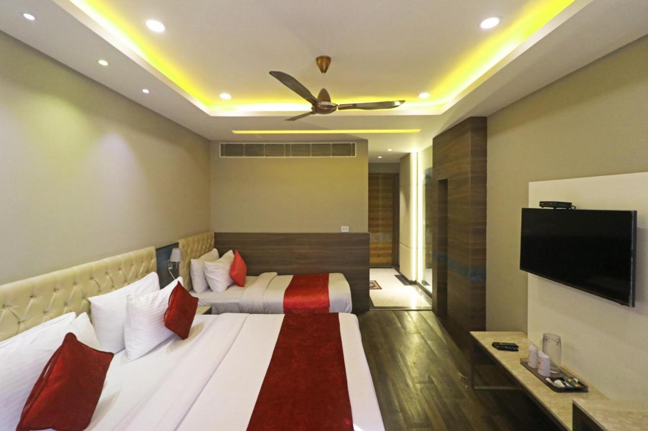 ניו דלהי The Ivy Grand Hotel In City Centre With Free Secured Parking מראה חיצוני תמונה