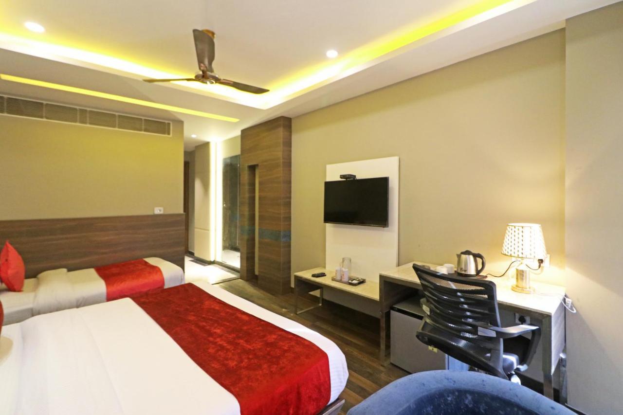ניו דלהי The Ivy Grand Hotel In City Centre With Free Secured Parking מראה חיצוני תמונה